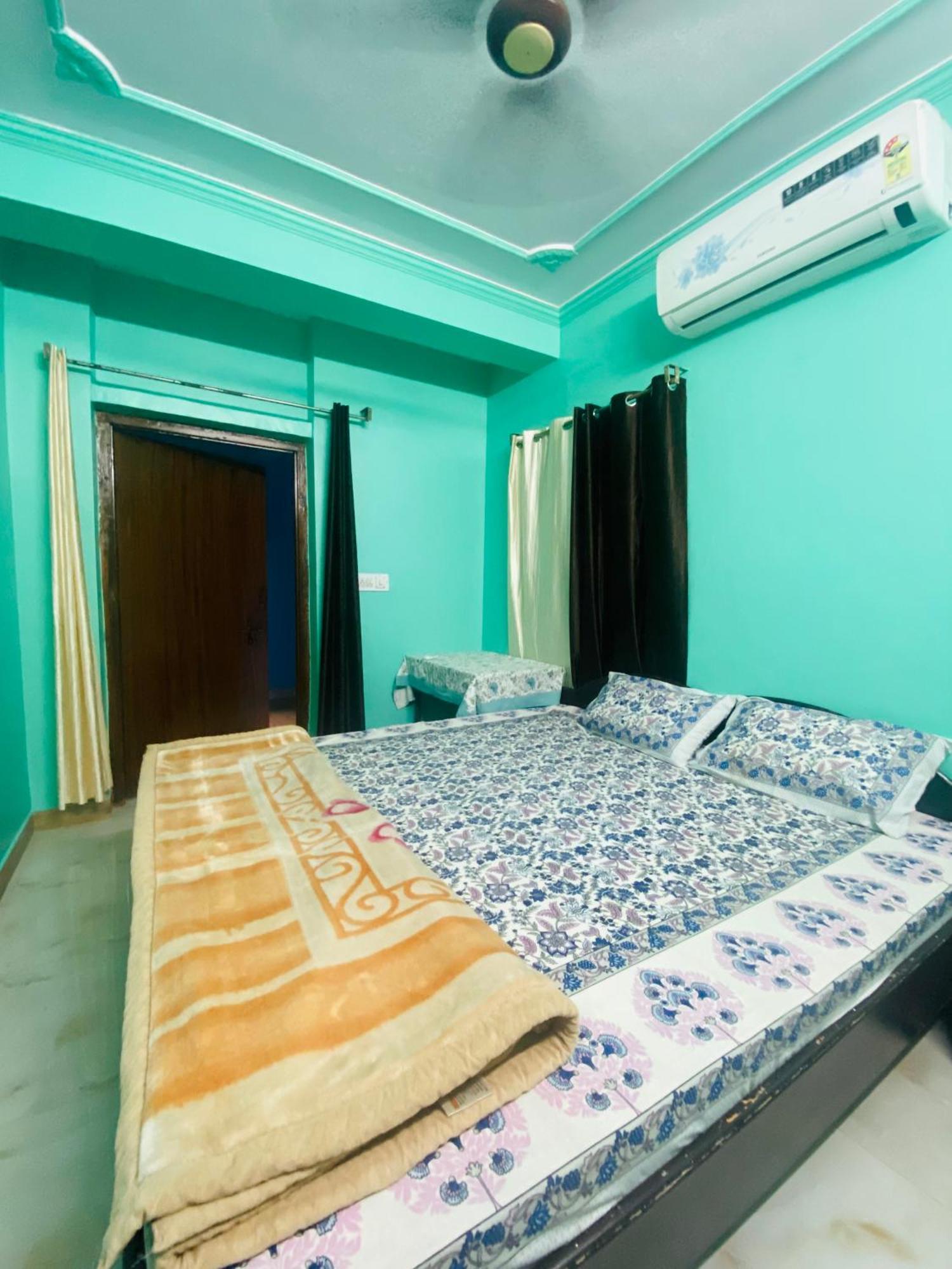Hotel Blue King Jaipur Zimmer foto